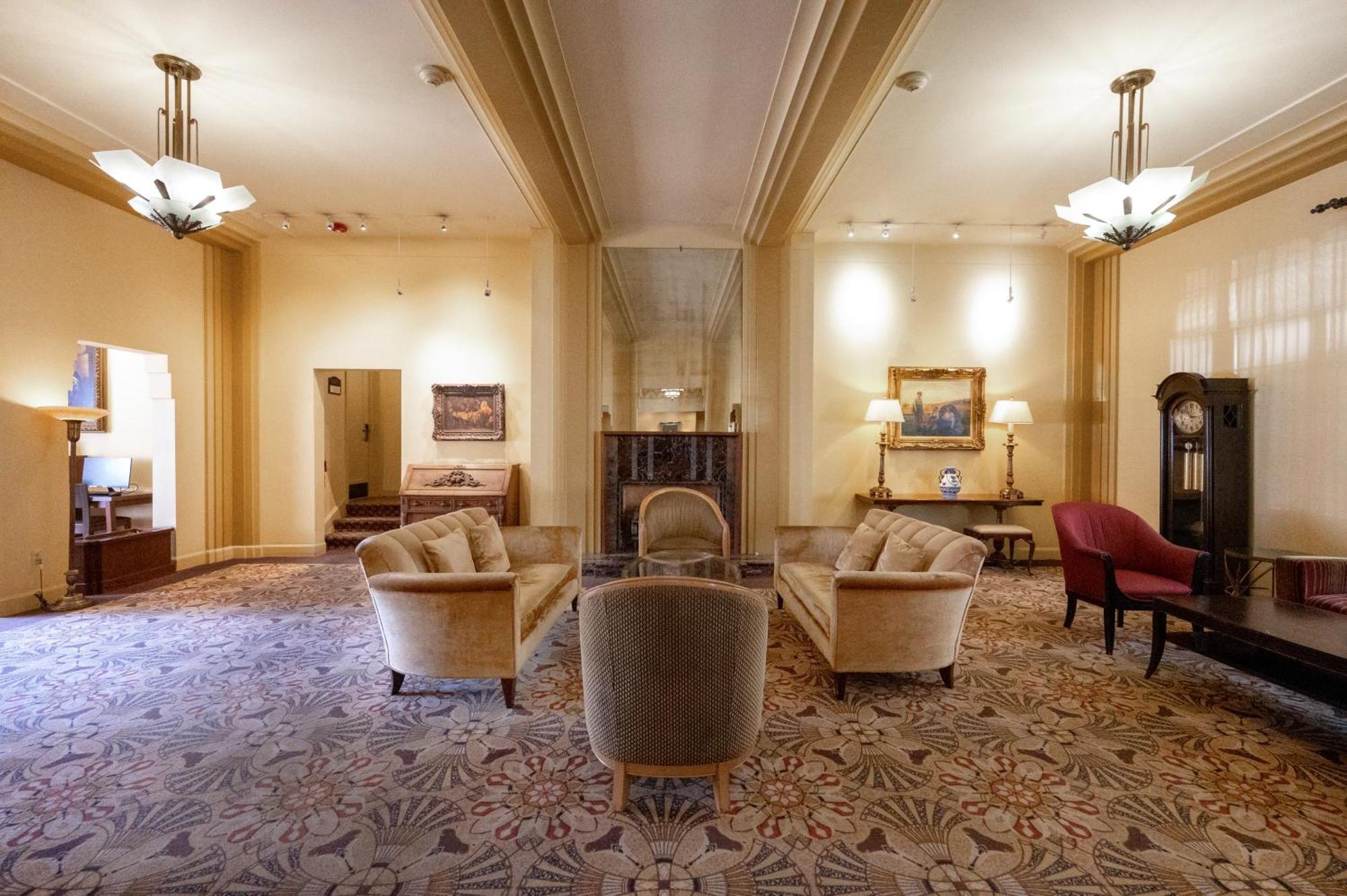 The Baroness Hotel Seattle Buitenkant foto