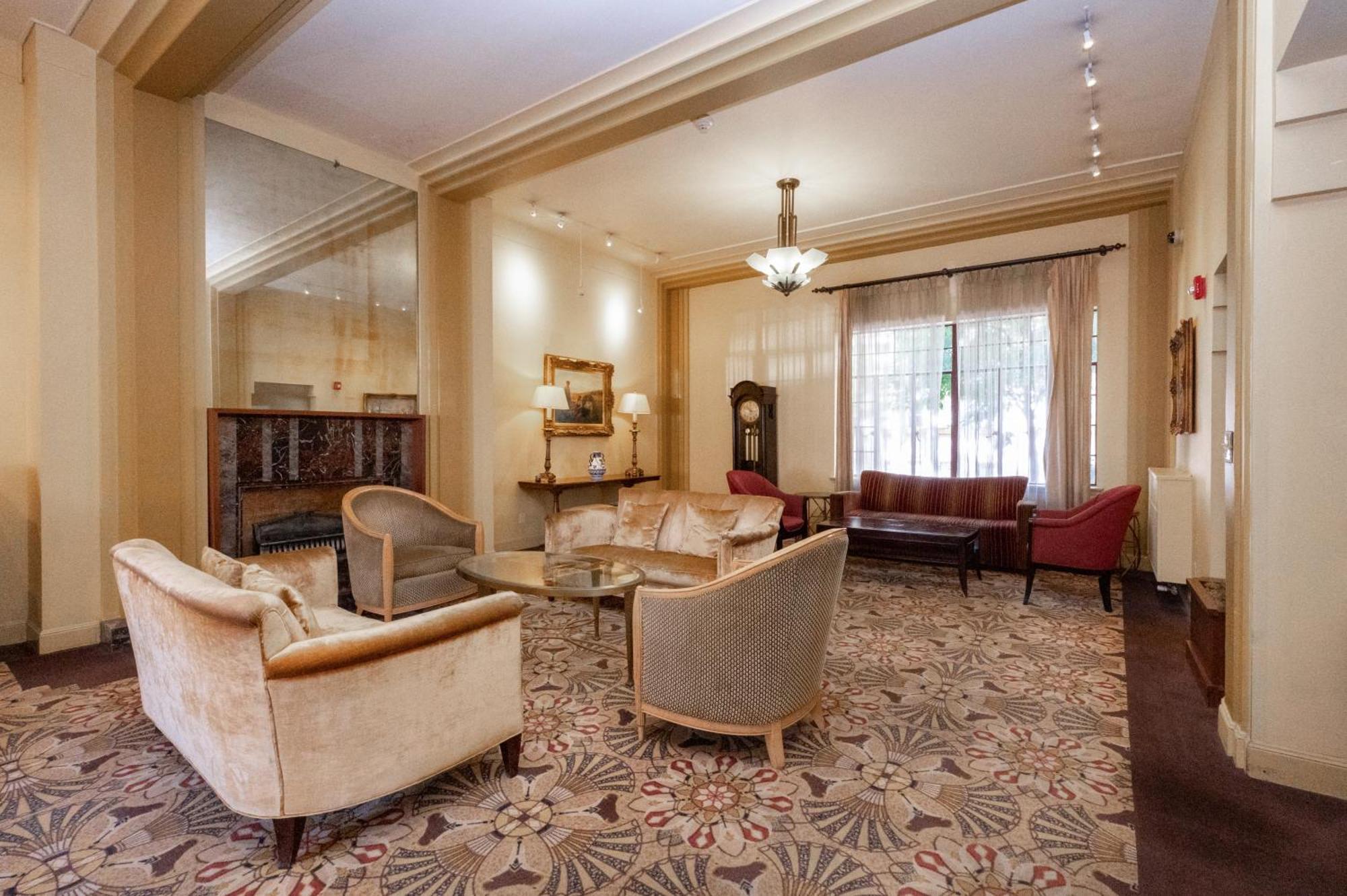 The Baroness Hotel Seattle Buitenkant foto