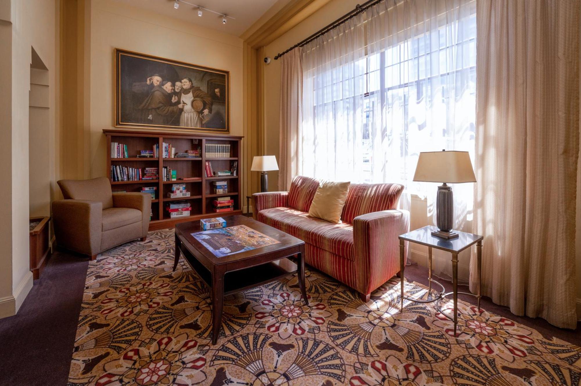 The Baroness Hotel Seattle Buitenkant foto
