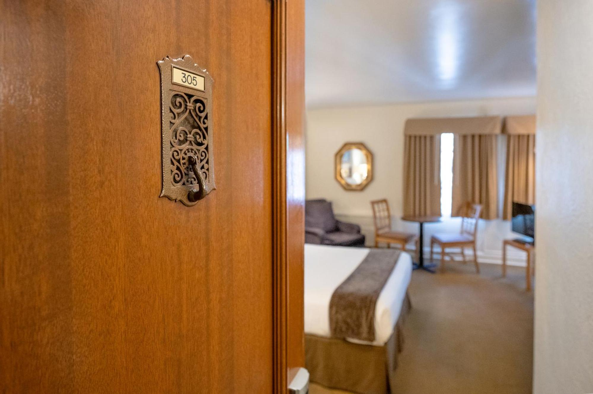 The Baroness Hotel Seattle Buitenkant foto